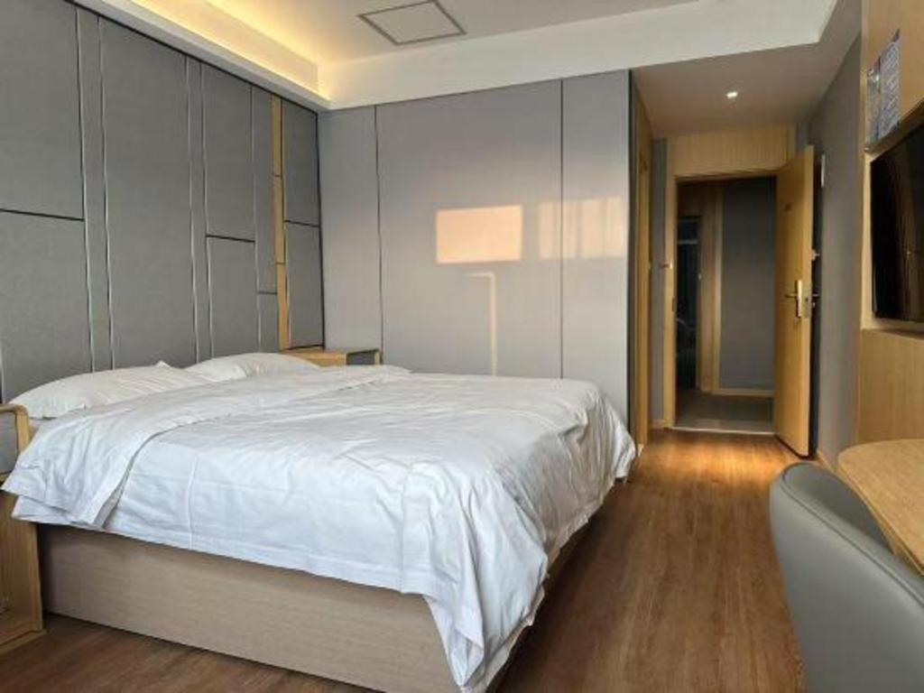 Greentree Middle Xinfu Road Huazhi Road Business Hotel