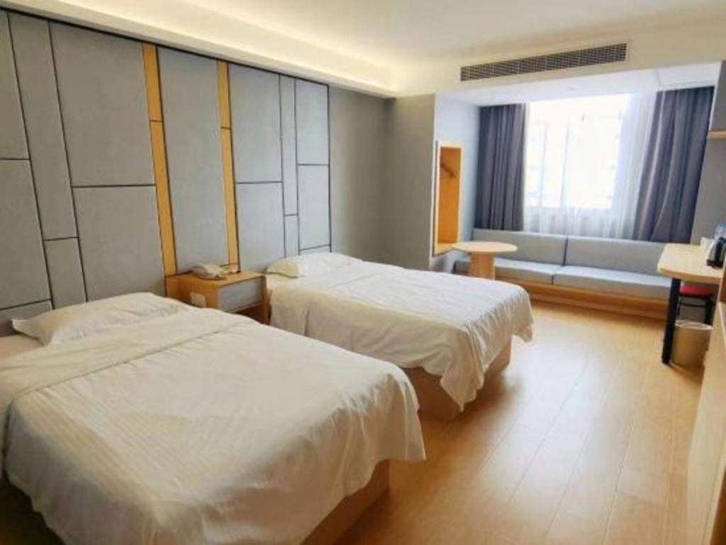 Greentree Middle Xinfu Road Huazhi Road Business Hotel